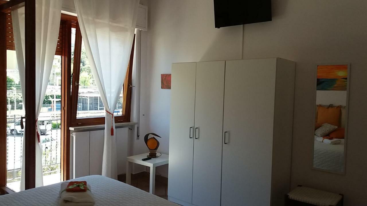 Mia Guesthouse Чефалу Екстер'єр фото